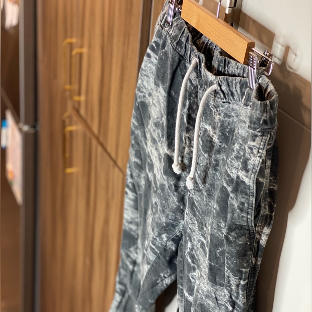 H&M Men’s Pants/ Joggers Size 32 Waist